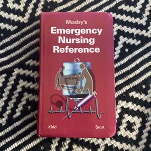 Mosby emergency nursing reference book